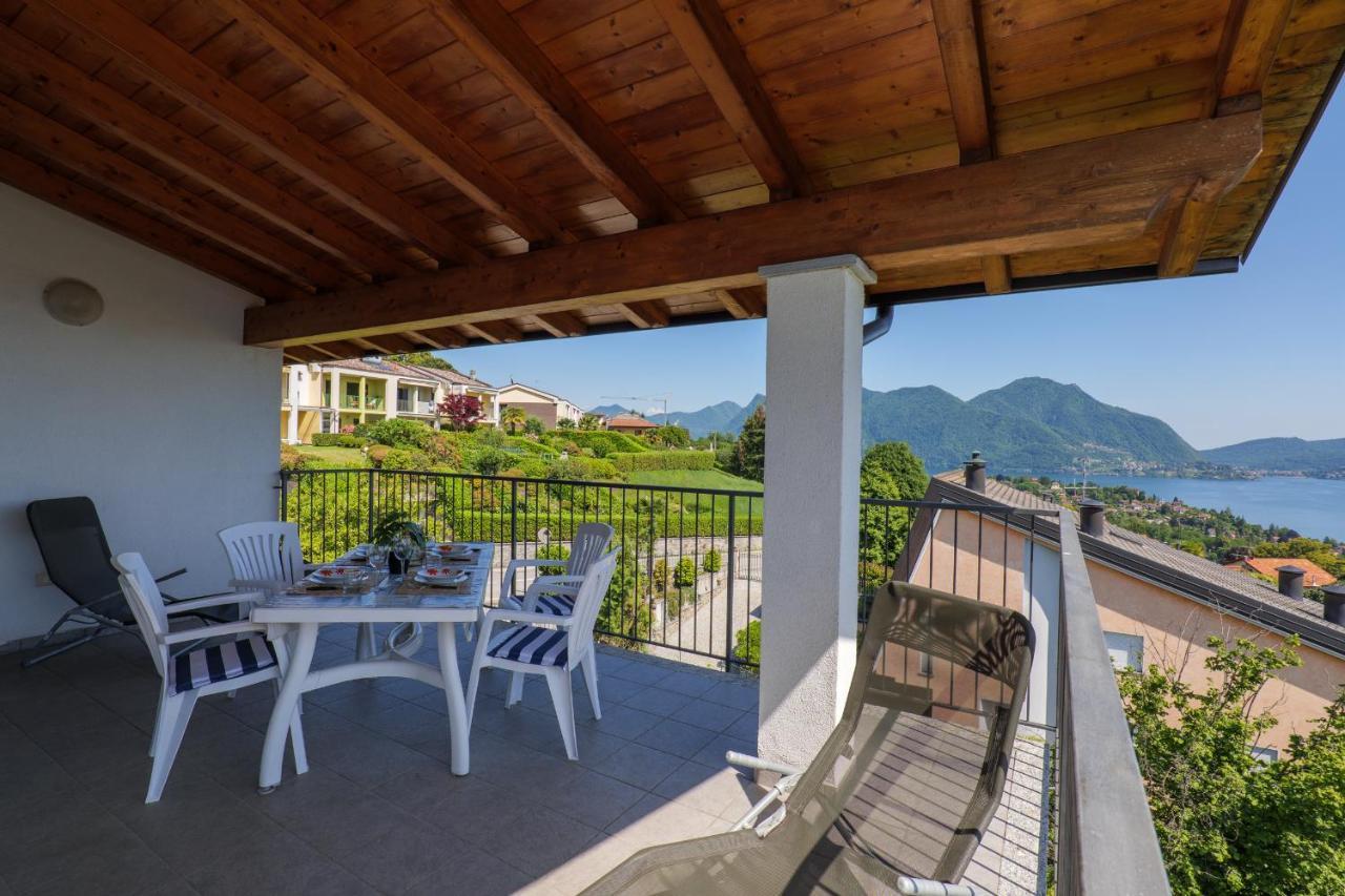 Panoramic'S Loft Lägenhet Verbania Exteriör bild