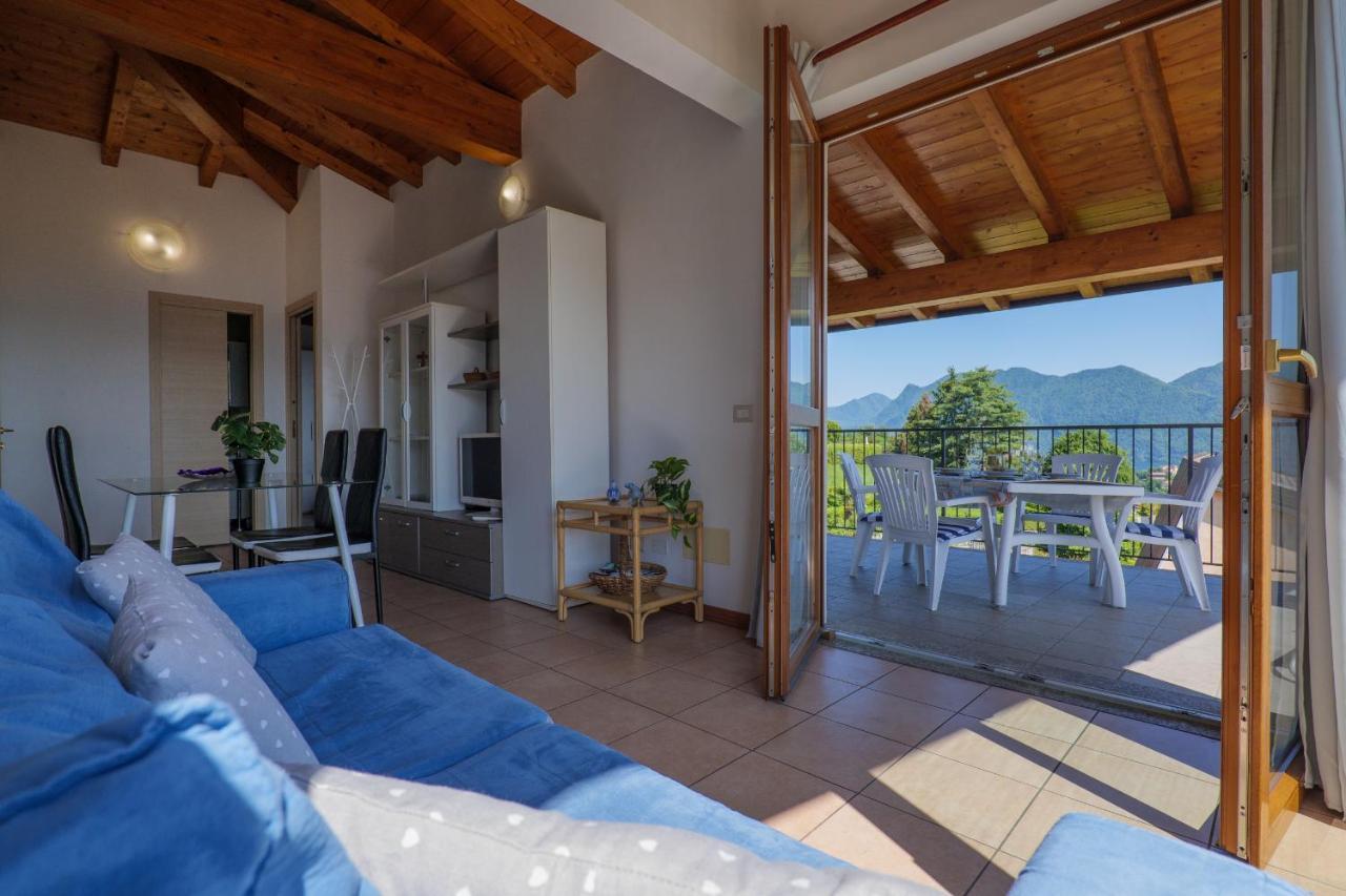 Panoramic'S Loft Lägenhet Verbania Exteriör bild