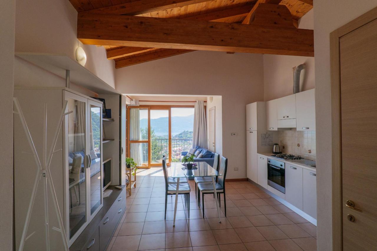 Panoramic'S Loft Lägenhet Verbania Exteriör bild